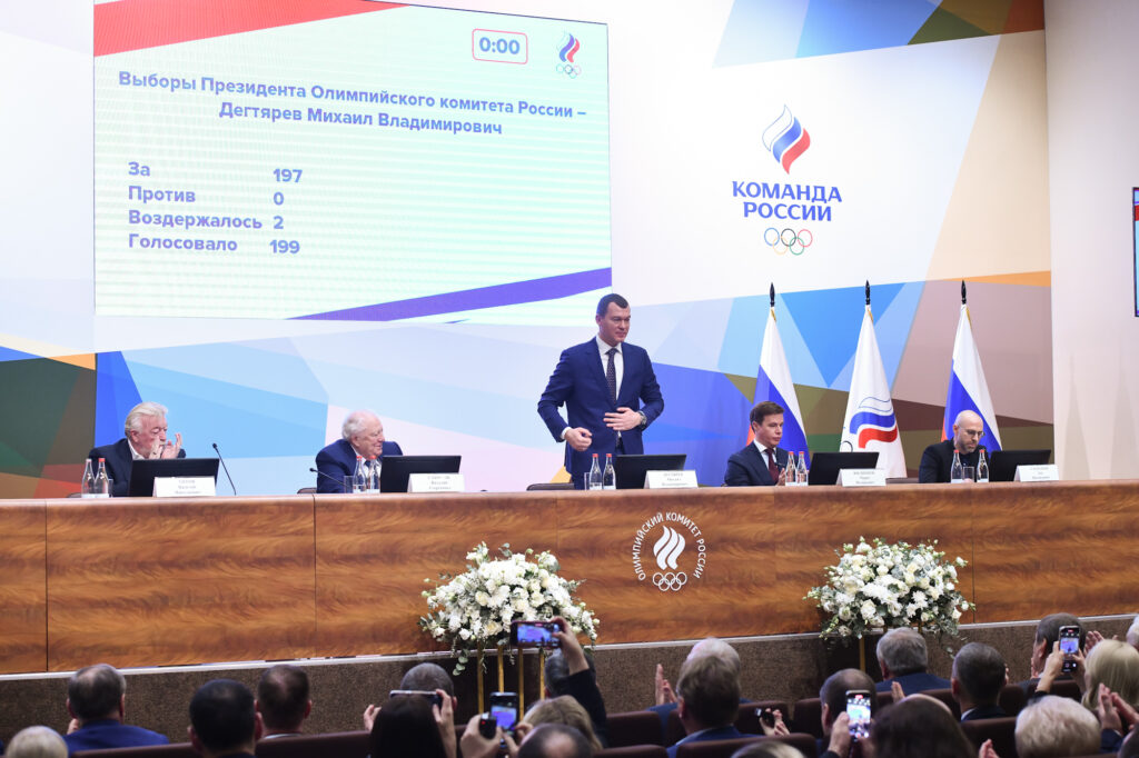 Хоккеисты продавили своего президента ОКР
